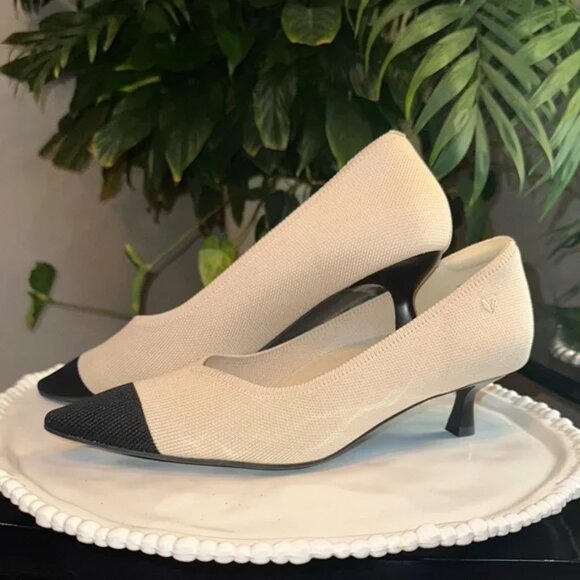 Vivaia Two Tone Pointy Kitten Heels Size 40/9 NWOT - Picture 2 of 10